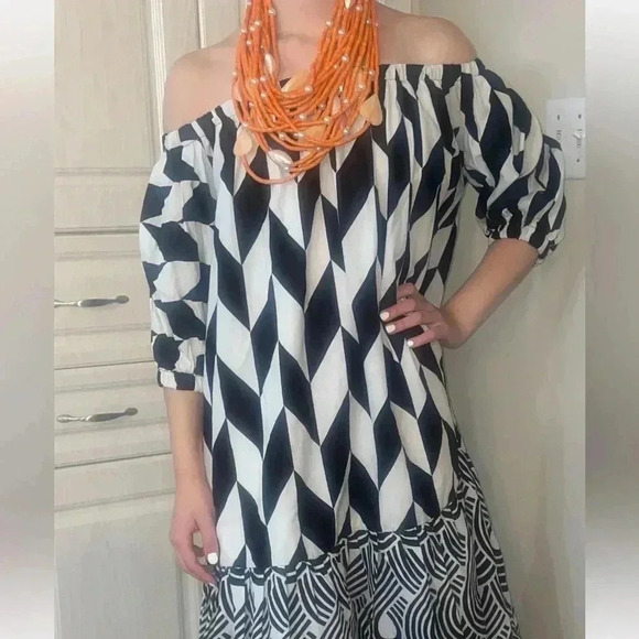 Patricia Nama dress geometric pattern designer black white mini babydoll - Picture 6 of 12